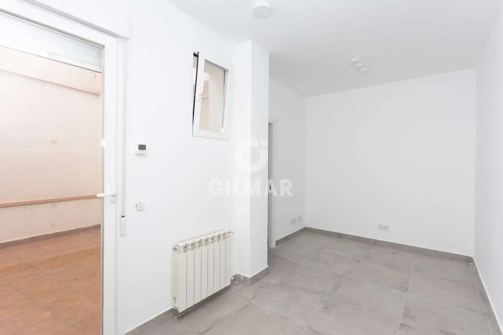 Ground floor for sale in Madrid  with Heating and Balcony