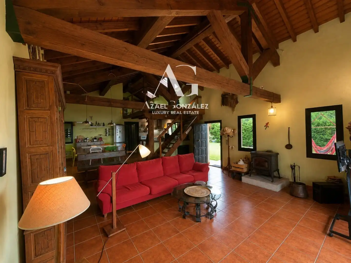 Sala d'estar de Casa o xalet en venda en Entrambasaguas amb Calefacció, Jardí privat i Traster