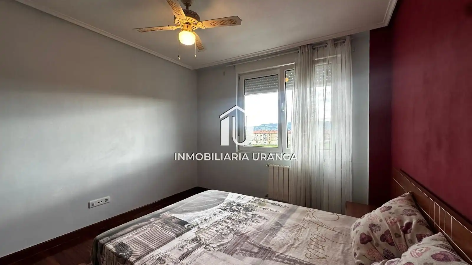 Habitación de Piso en venta en Bárcena de Cicero con Calefacción, Terraza y Amueblado