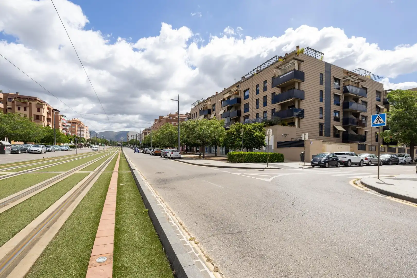 Vista exterior de Pis en venda en Granada amb Aire condicionat, Calefacció i Parquet