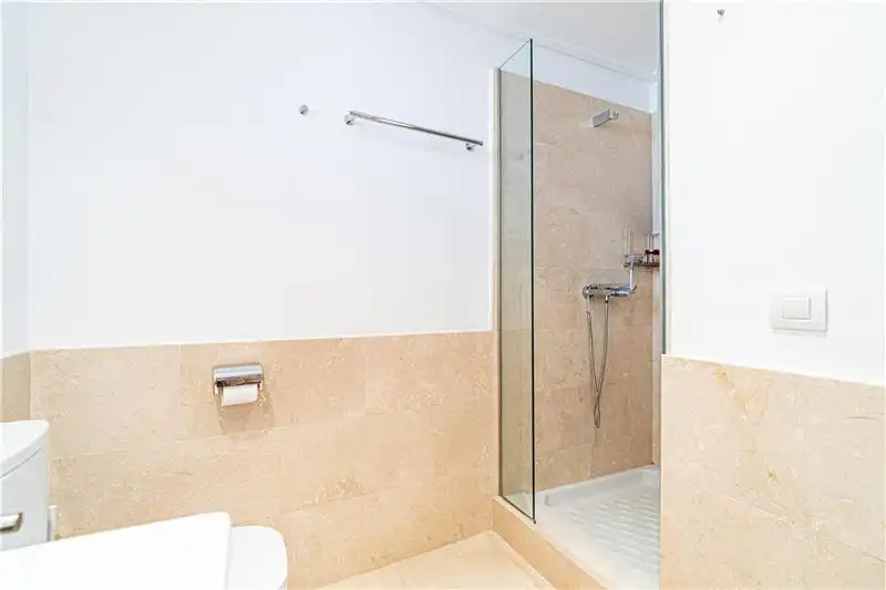 Bathroom of Flat for sale in Llucmajor  with Air Conditioner, Terrace and Community pool