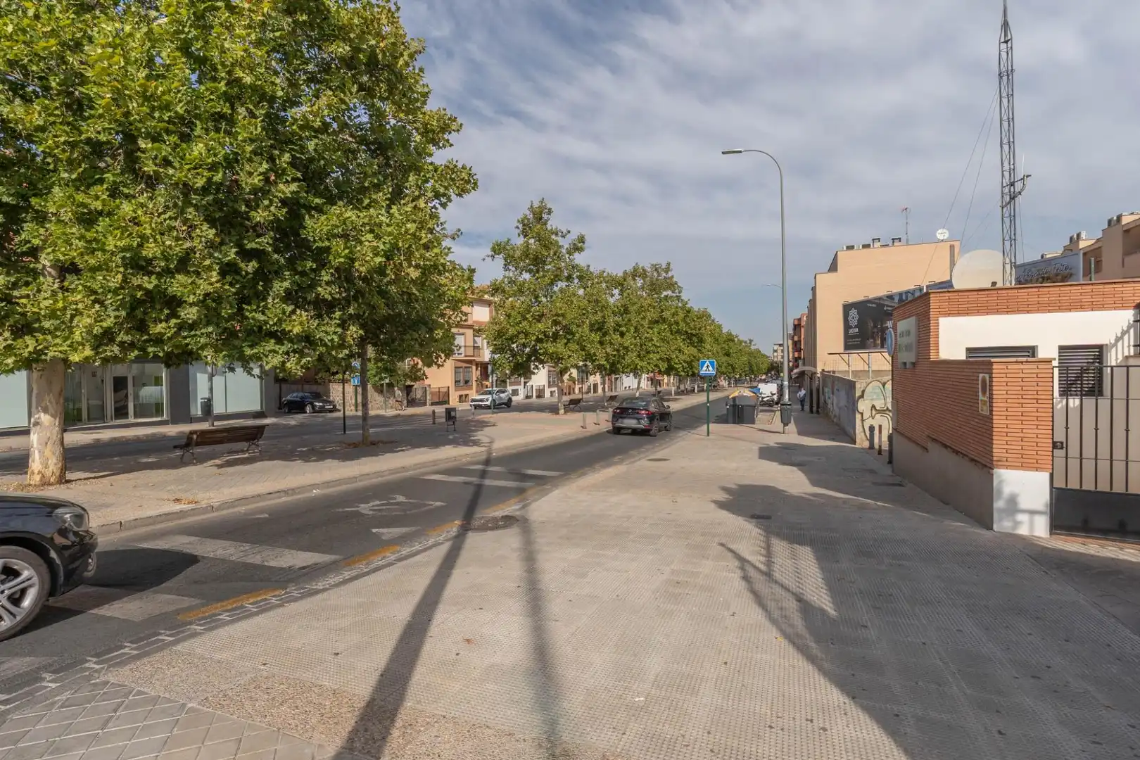 Außenansicht von Gebäude zum Verkauf in Granada