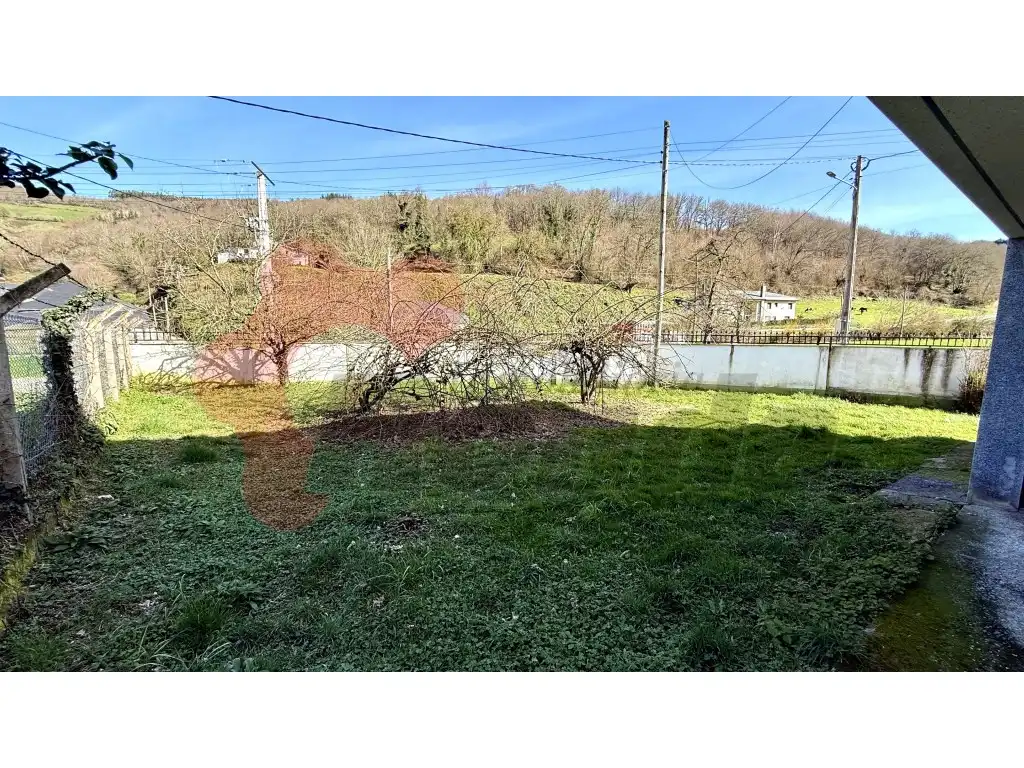 Casa o xalet en venda en Becerreá