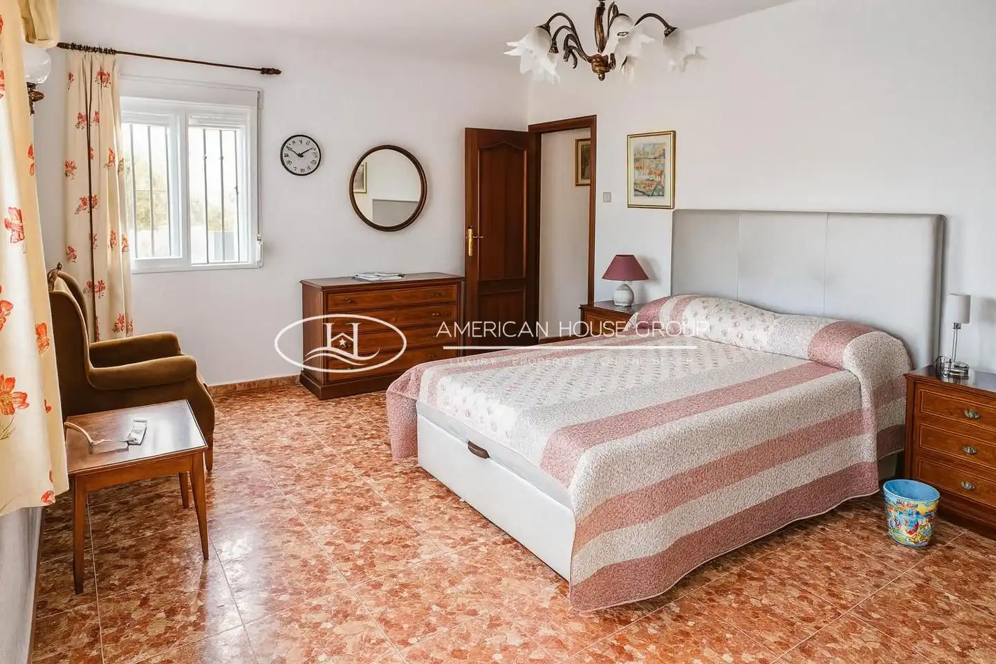 Bedroom of Houses for sale in Chiclana de la Frontera