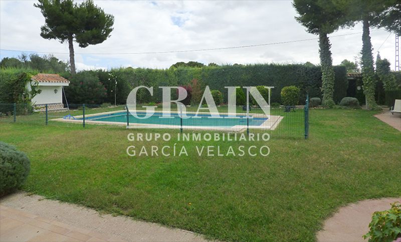 Jardí de Casa o xalet en venda en  Albacete Capital amb Calefacció, Jardí privat i Piscina