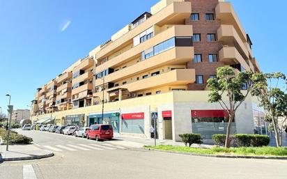 Vista exterior de Pis en venda en Vélez-Málaga amb Aire condicionat i Traster