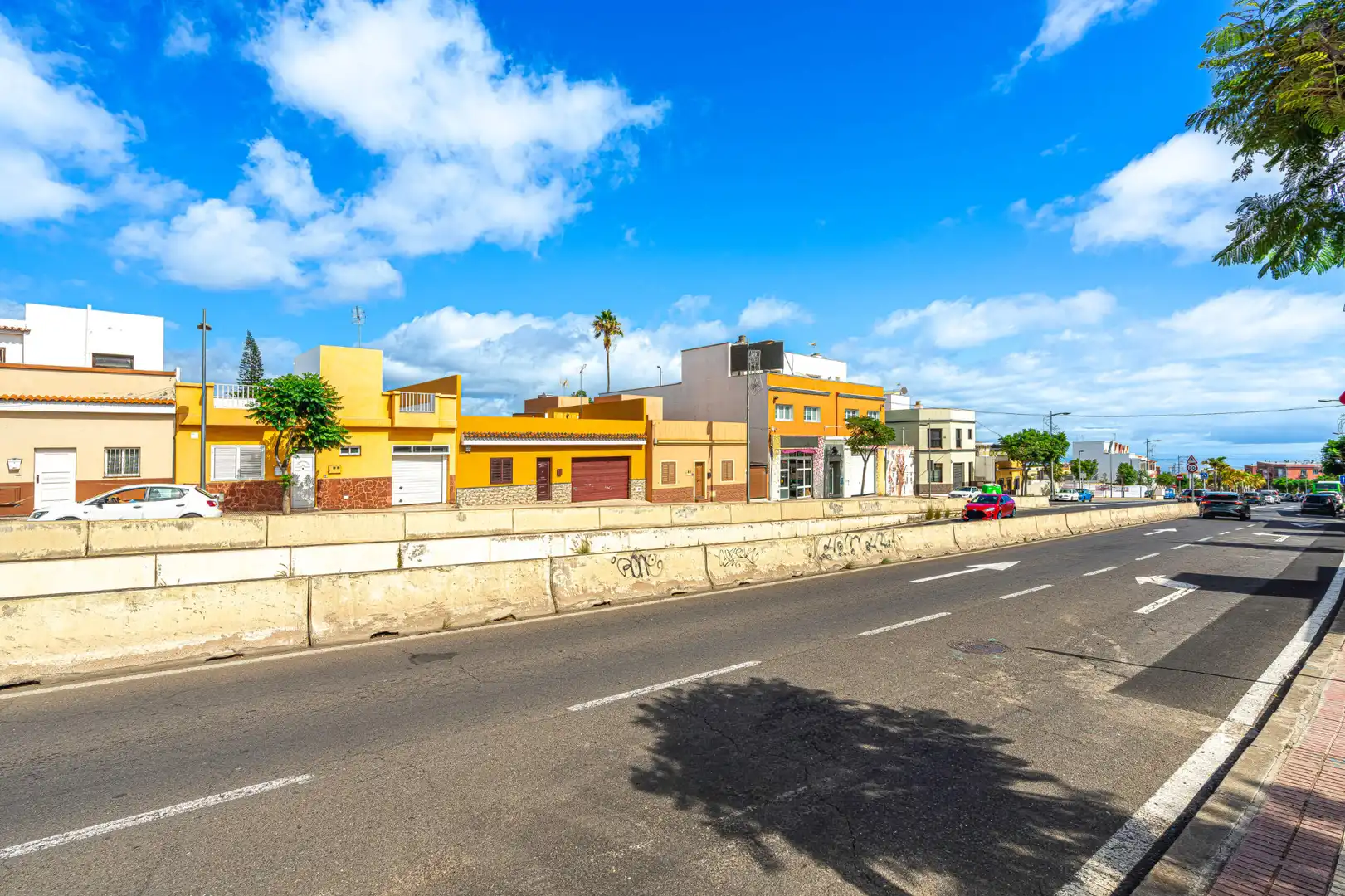 Vista exterior de Casa adosada en venta en San Cristóbal de la Laguna con Jardín privado, Terraza y Trastero