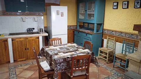 Foto 4 de Casa adosada en venda a Calle Mayor, 10, Bohoyo, Ávila