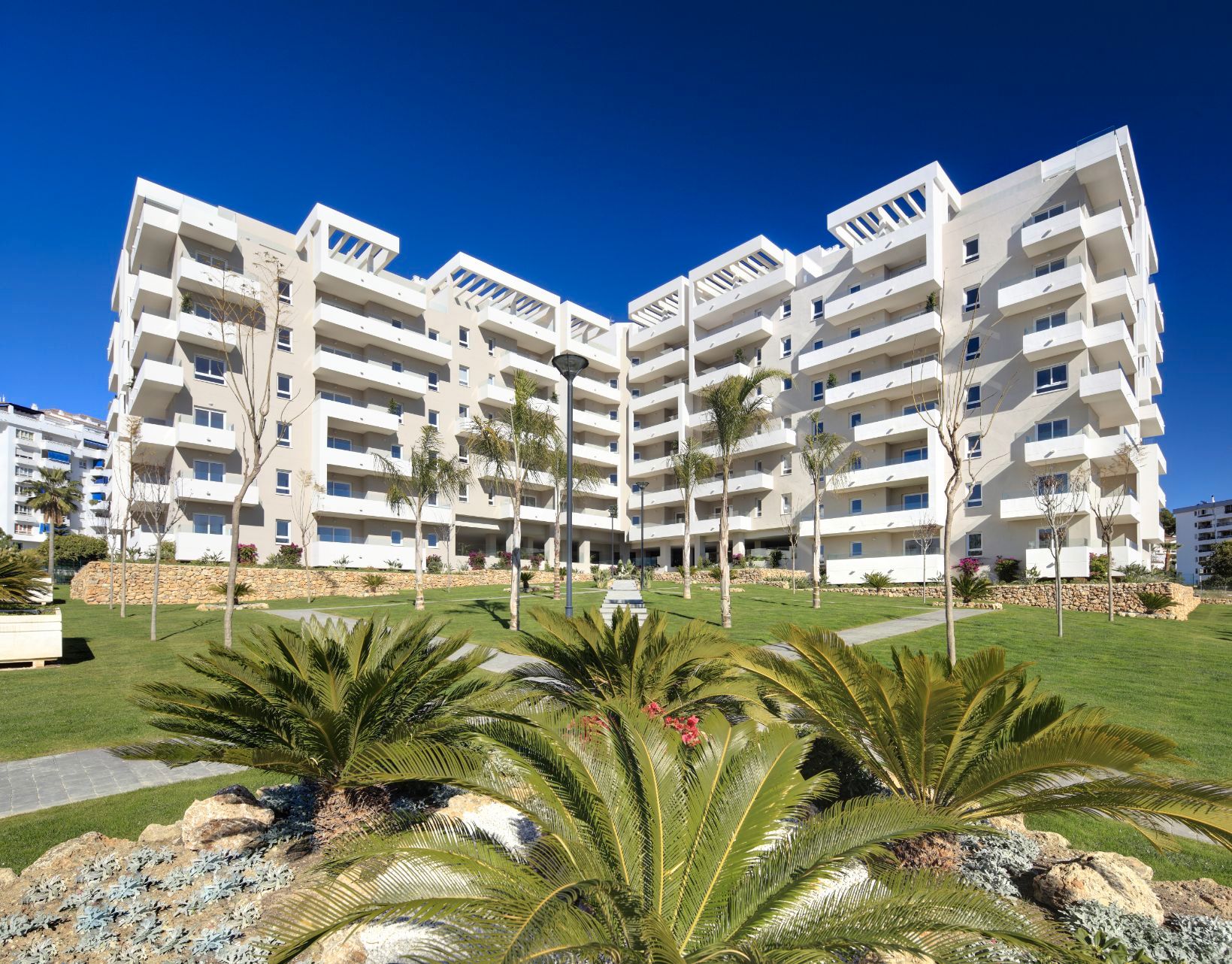 Exterior view of Apartment for sale in Marbella  with Air Conditioner, Heating and Private garden