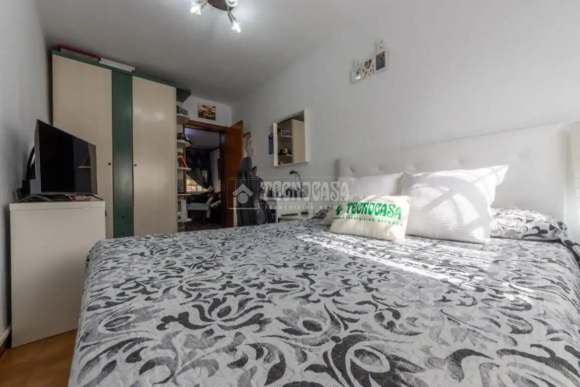 Piso en venta en Calle Amposta, Torreforta