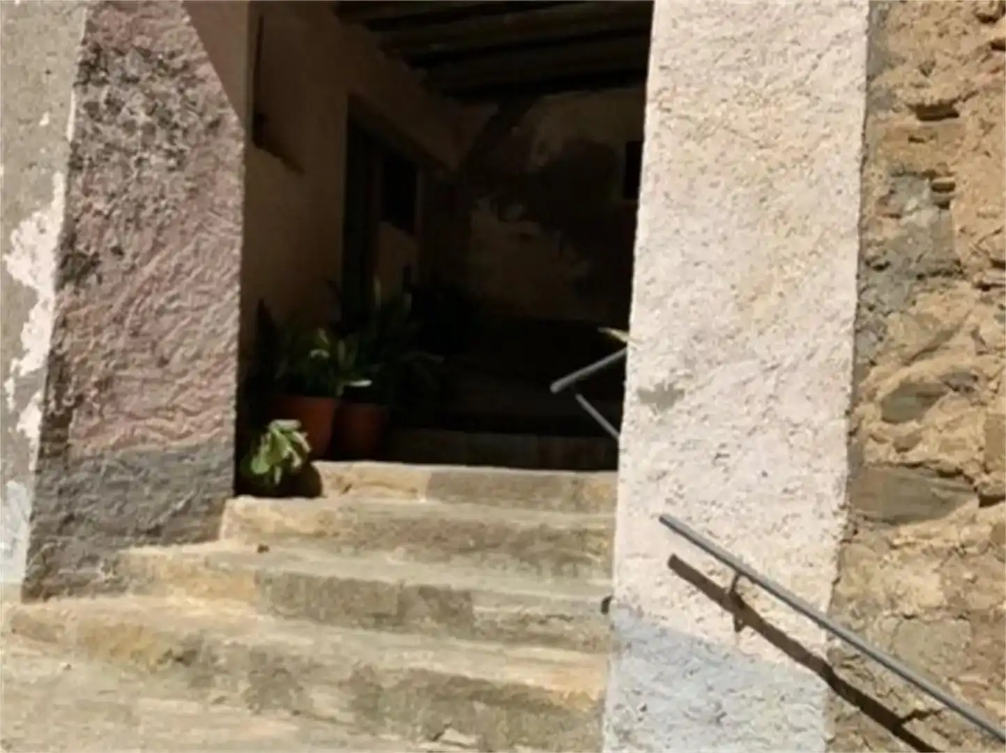 Casa adosada en venda en Vilanova de Meià amb Balcó