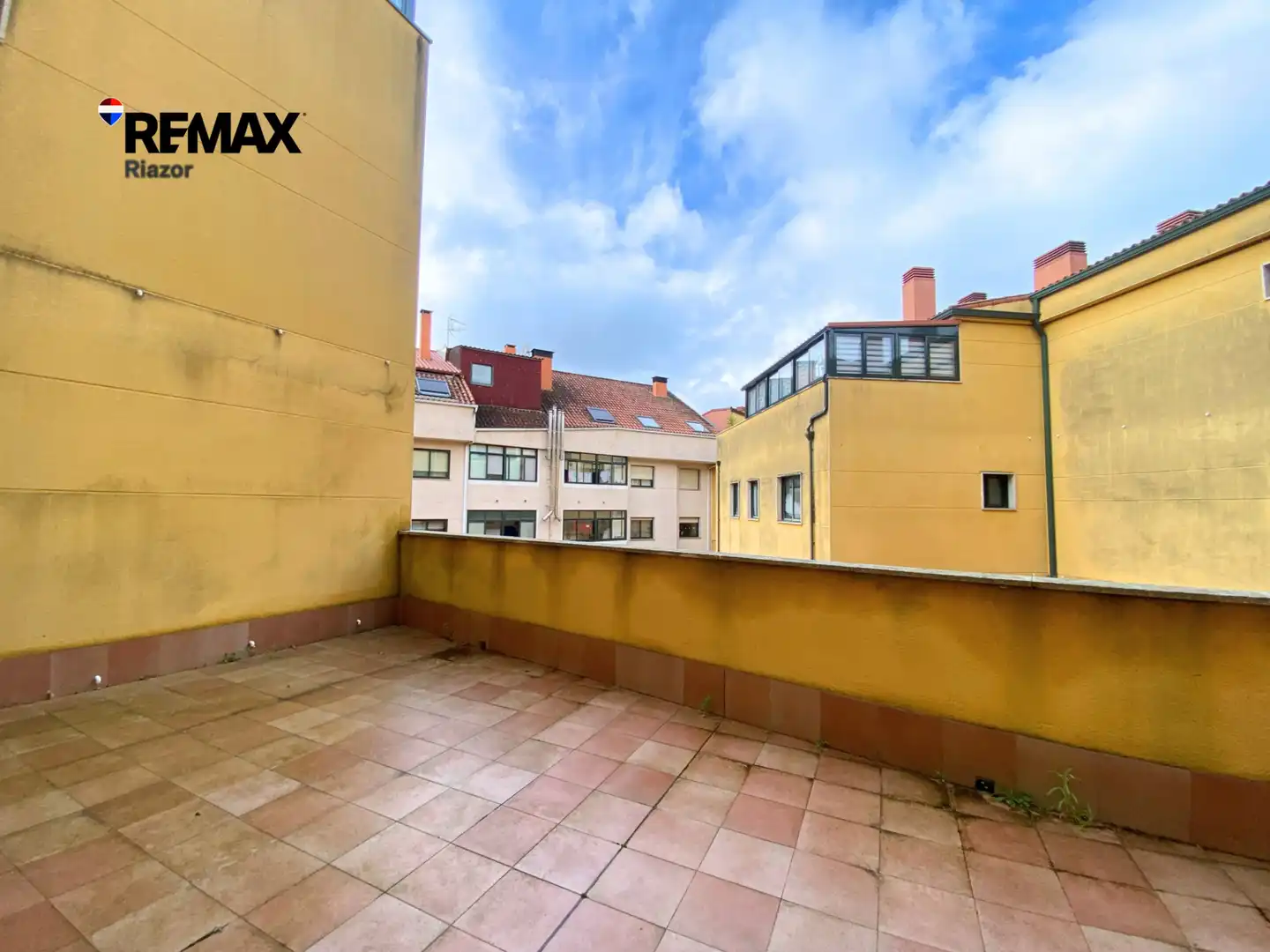 Exterior view of Flat for sale in Lalín  with Heating, Parquet flooring and Storage room