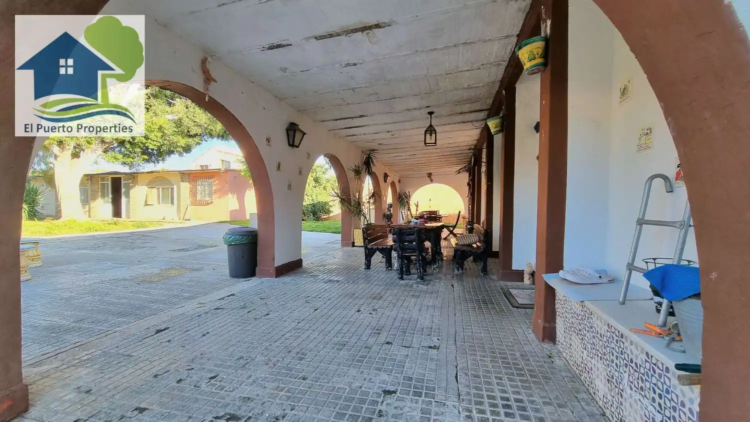 Terrassa de Casa o xalet en venda en El Puerto de Santa María amb Aire condicionat, Calefacció i Jardí privat