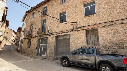 Edificio  nave con potencial en Copons!