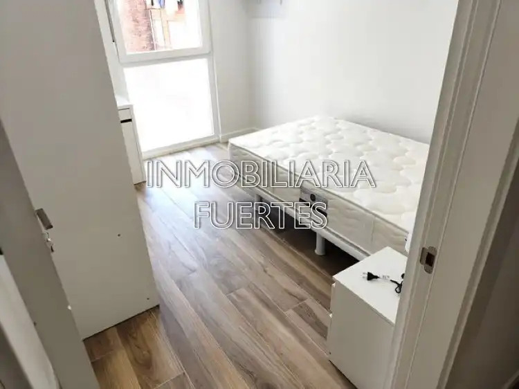 Flat for rent in Calle Demetrio de los Ríos, Las Ventas