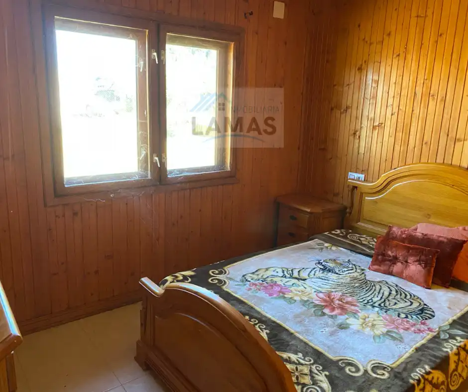 Dormitori de Finca rústica en venda en Belvís de Monroy amb Aire condicionat, Jardí privat i Moblat