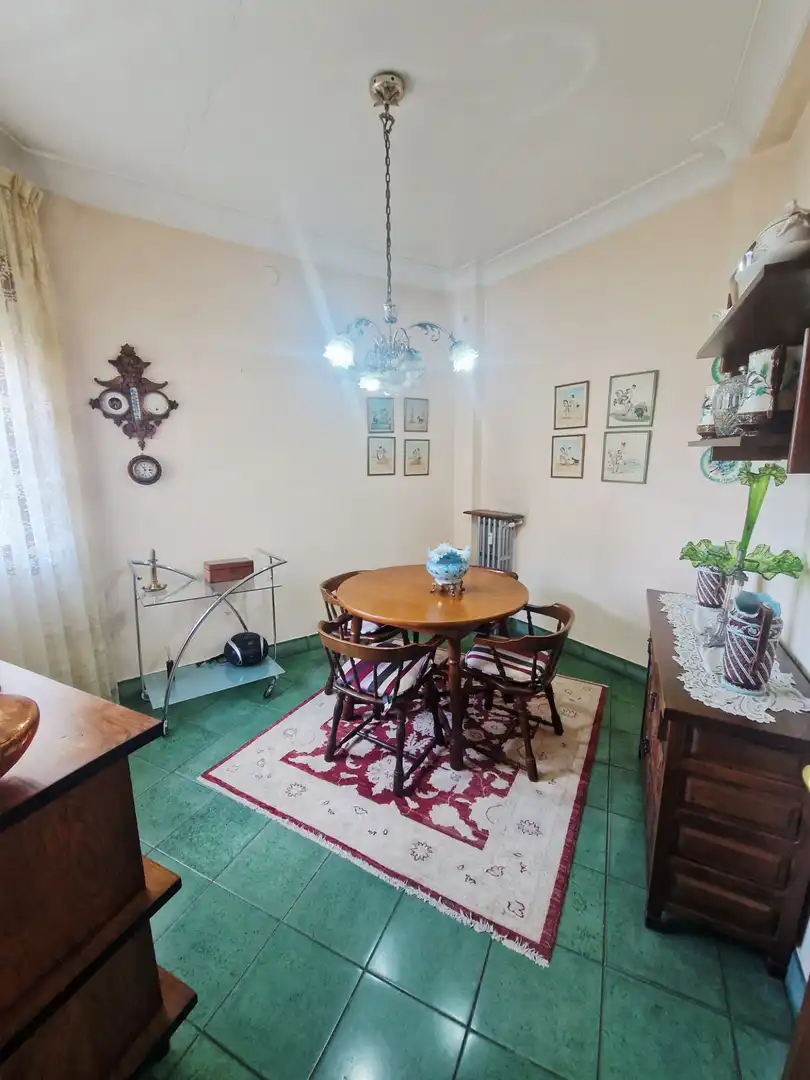 Comedor de Piso en venta en Avilés con Calefacción, Parquet y Trastero