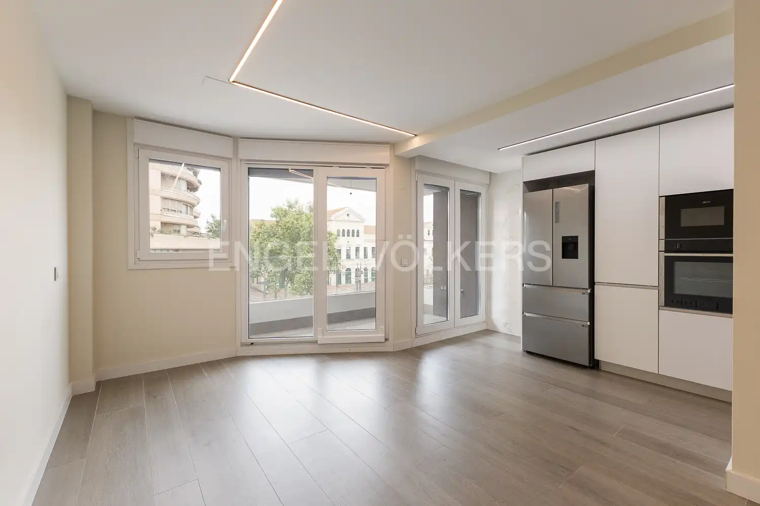 Wohnzimmer von Wohnung zur Miete in Valencia mit Klimaanlage, Heizung und Terrasse