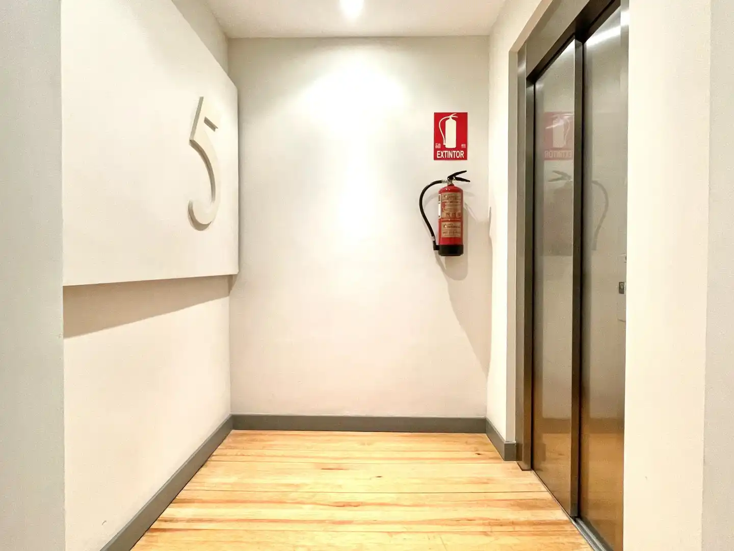 Pis de lloguer en Madrid amb Aire condicionat, Calefacció i Forn