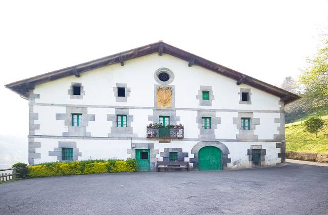 Casa-chalet en Venta en Agamuño Kalea, 3B en Hernialde