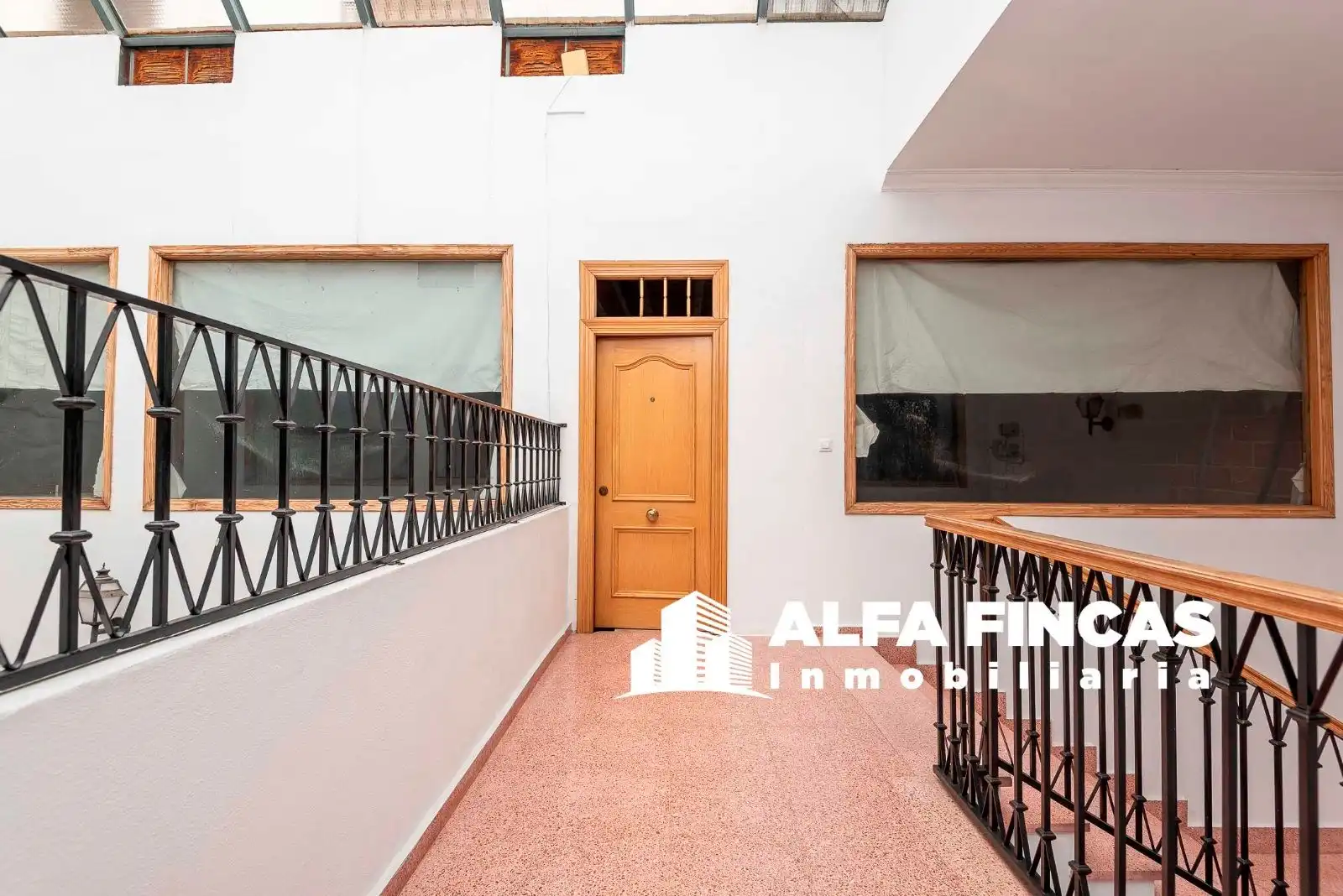 Local comercial en venda a Arrabal, imagen 4