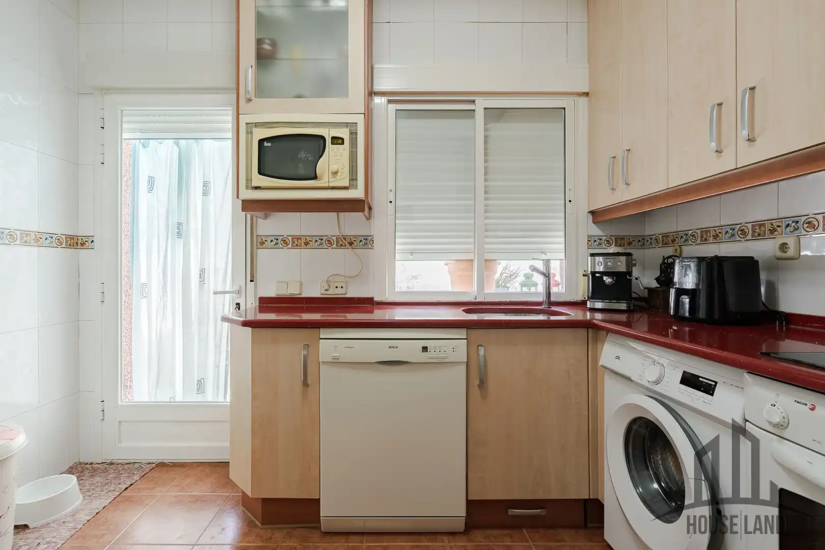 Cocina de Casa o chalet en venta en El Casar con Aire acondicionado, Calefacción y Jardín privado