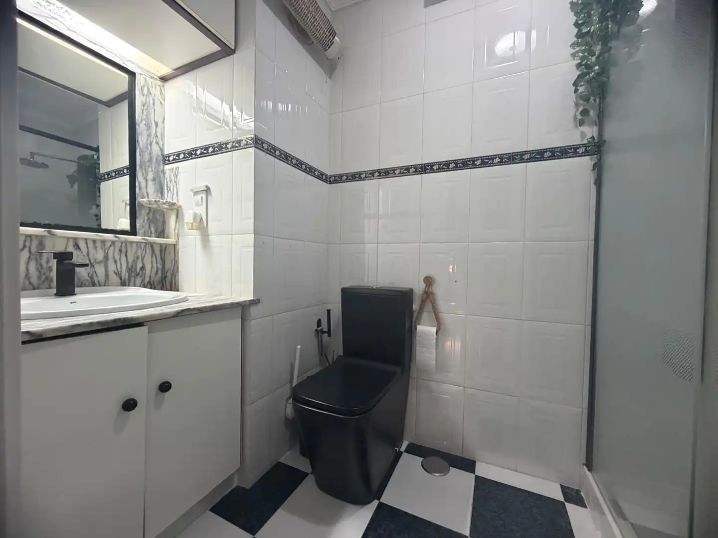 Baño de Planta baja en venta en Huelva con Amueblado