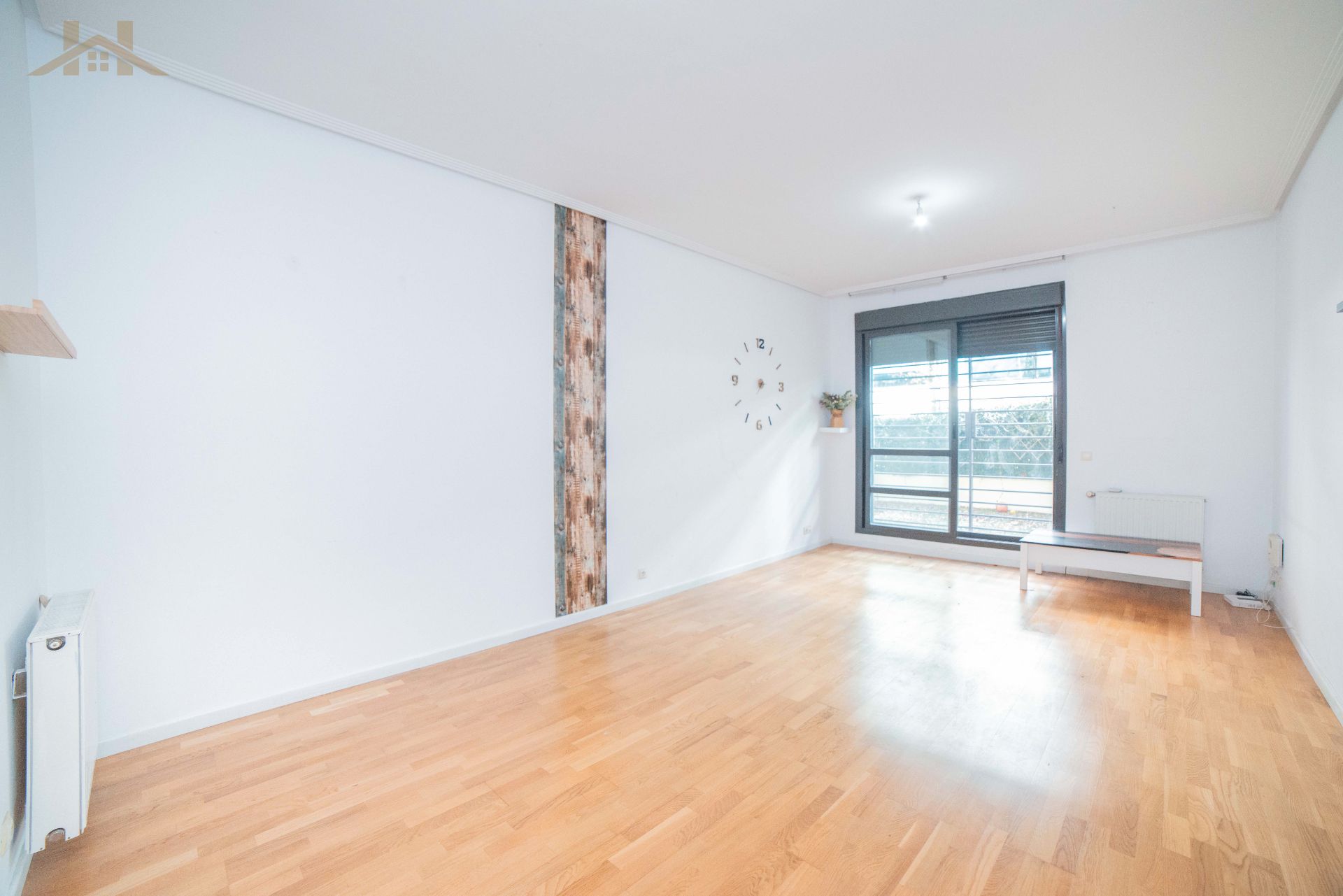 Living room of Flat for sale in  Madrid Capital  with Air Conditioner, Heating and Private garden