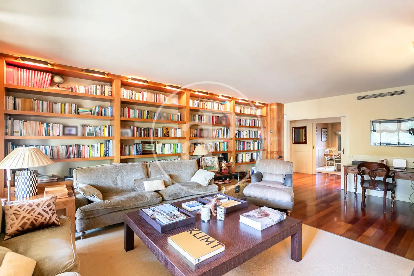 Sala de estar de Piso en venta en Barcelona con Aire acondicionado, Calefacción y Jardín privado