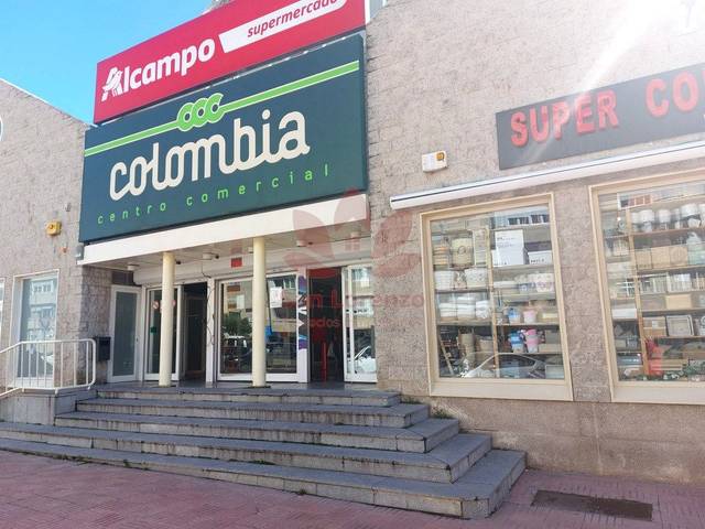 Local comercial en Alquiler en Avenida de Bucaramanga, 2 en Pinar del Rey