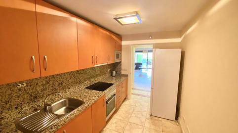 Foto 4 de Apartament de lloguer a Calle Pico Alcazaba, 21, Benatalaya, Málaga