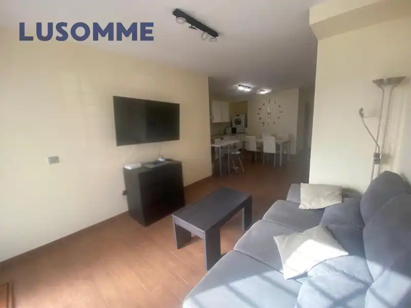 Vista exterior de Planta baja en venta en Valencia con Aire acondicionado y Horno