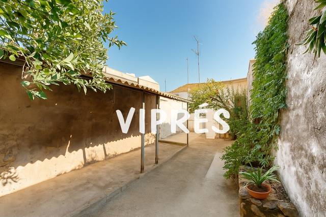 Casa-chalet en Venta en Centro