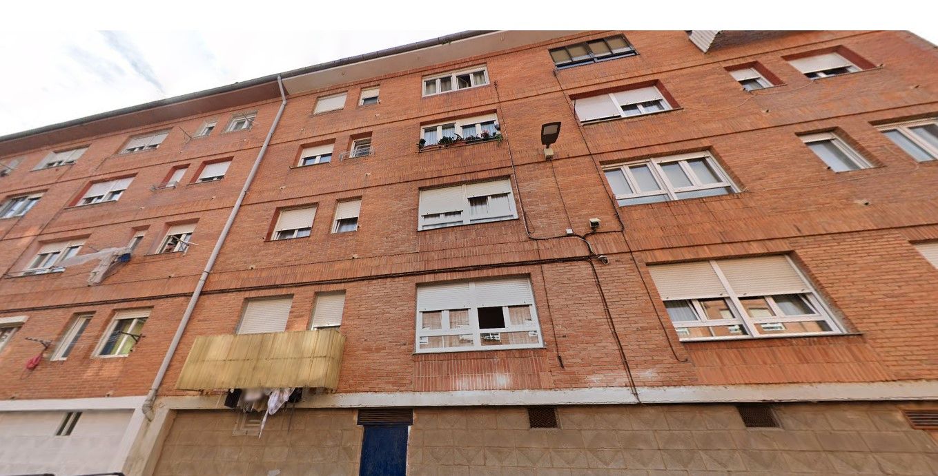 Vista exterior de Piso en venta en Santander