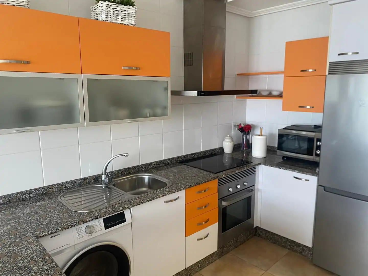Cocina de Piso de alquiler en Malpica de Bergantiños con Calefacción, Trastero y Amueblado