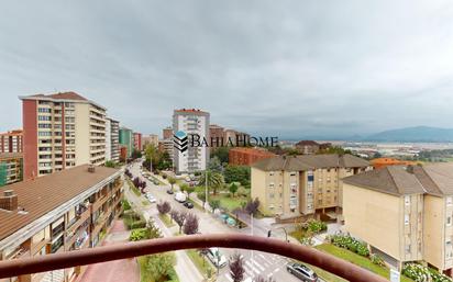 Vista exterior de Pis en venda en Santander amb Terrassa