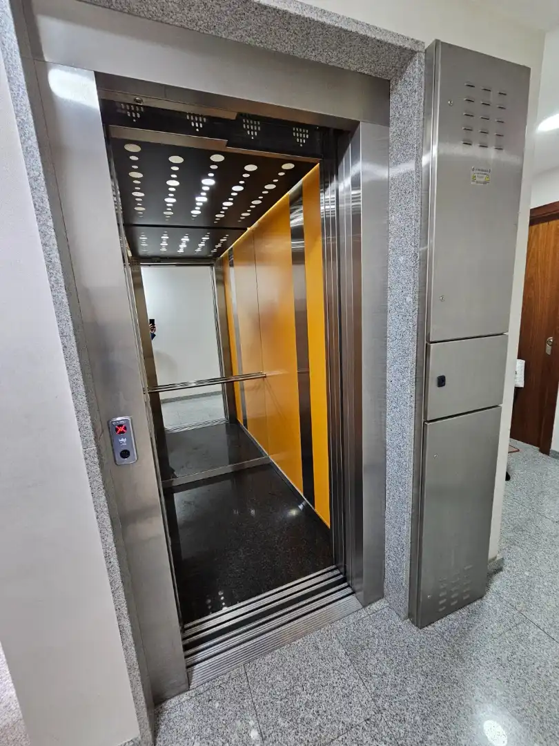 Ático en venta en Armilla con Aire acondicionado, Calefacción y Parquet
