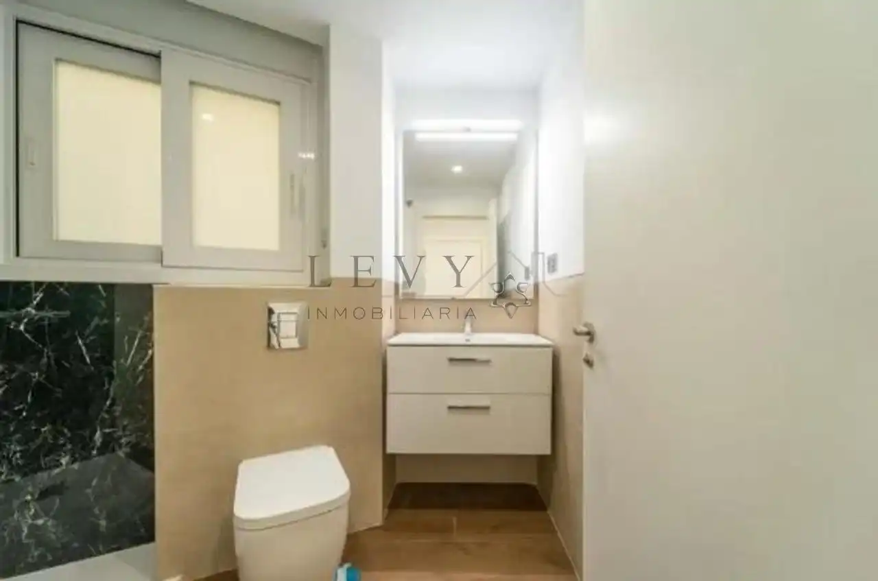 Baño de Piso en venta en Málaga con Calefacción