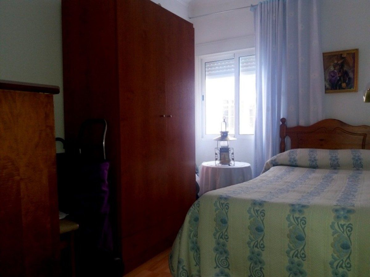 Dormitori de Pis en venda en  Sevilla Capital amb Aire condicionat i Parquet