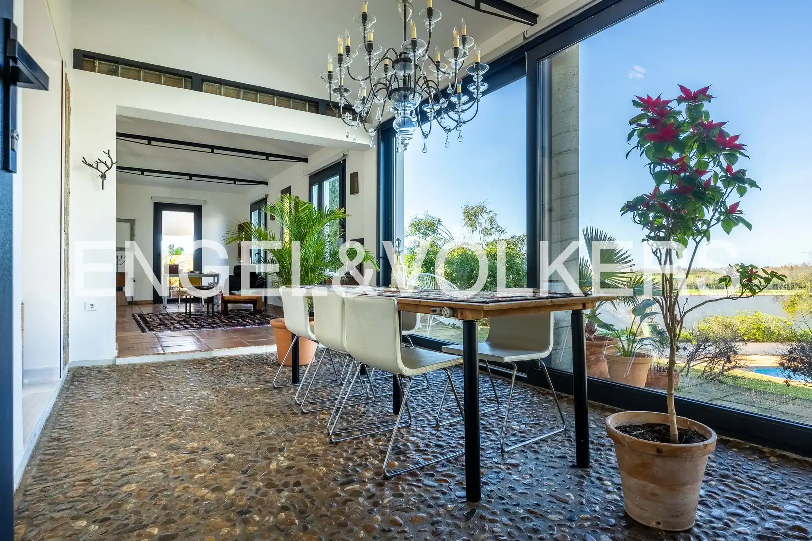 Dining room of Houses for sale in Valencina de la Concepción  with Air Conditioner, Heating and Private garden