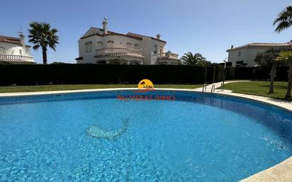 Jardí de Casa adosada en venda en Mont-roig del Camp amb Aire condicionat, Terrassa i Piscina