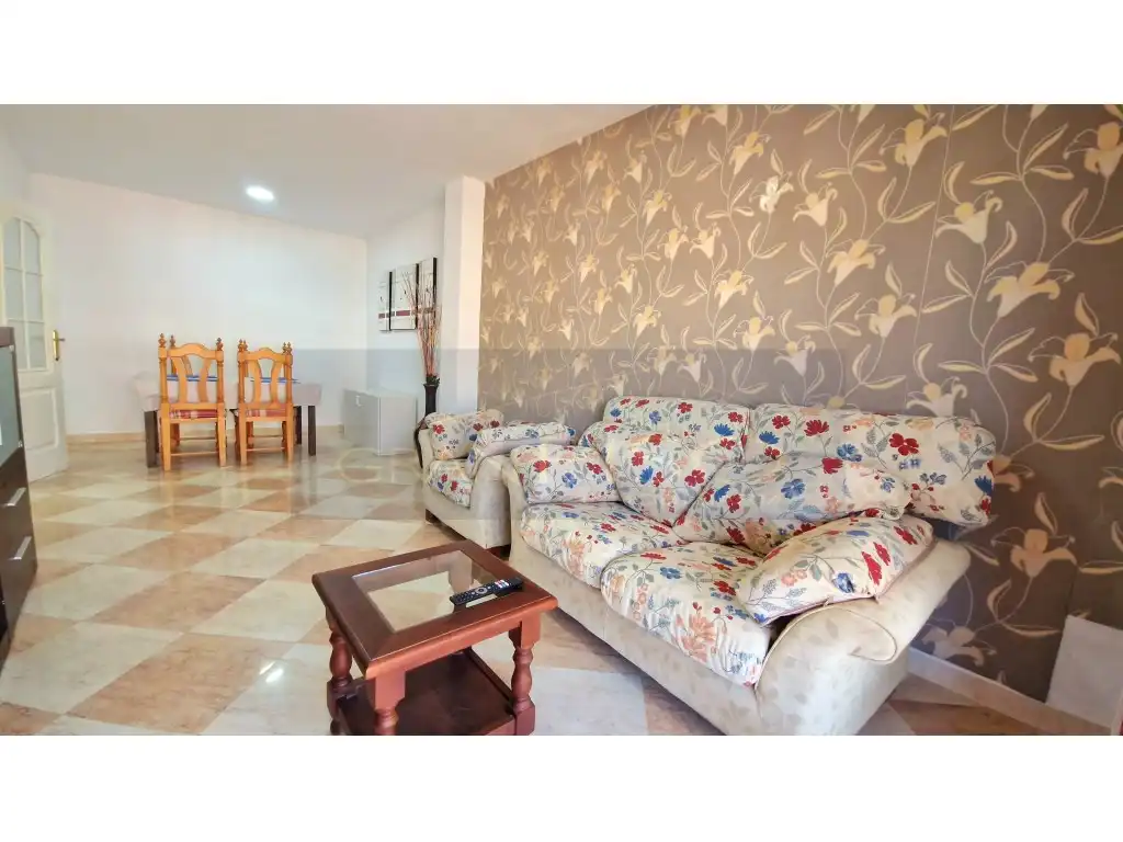 Vista exterior de Apartamento en venta en Manilva con Terraza y Piscina