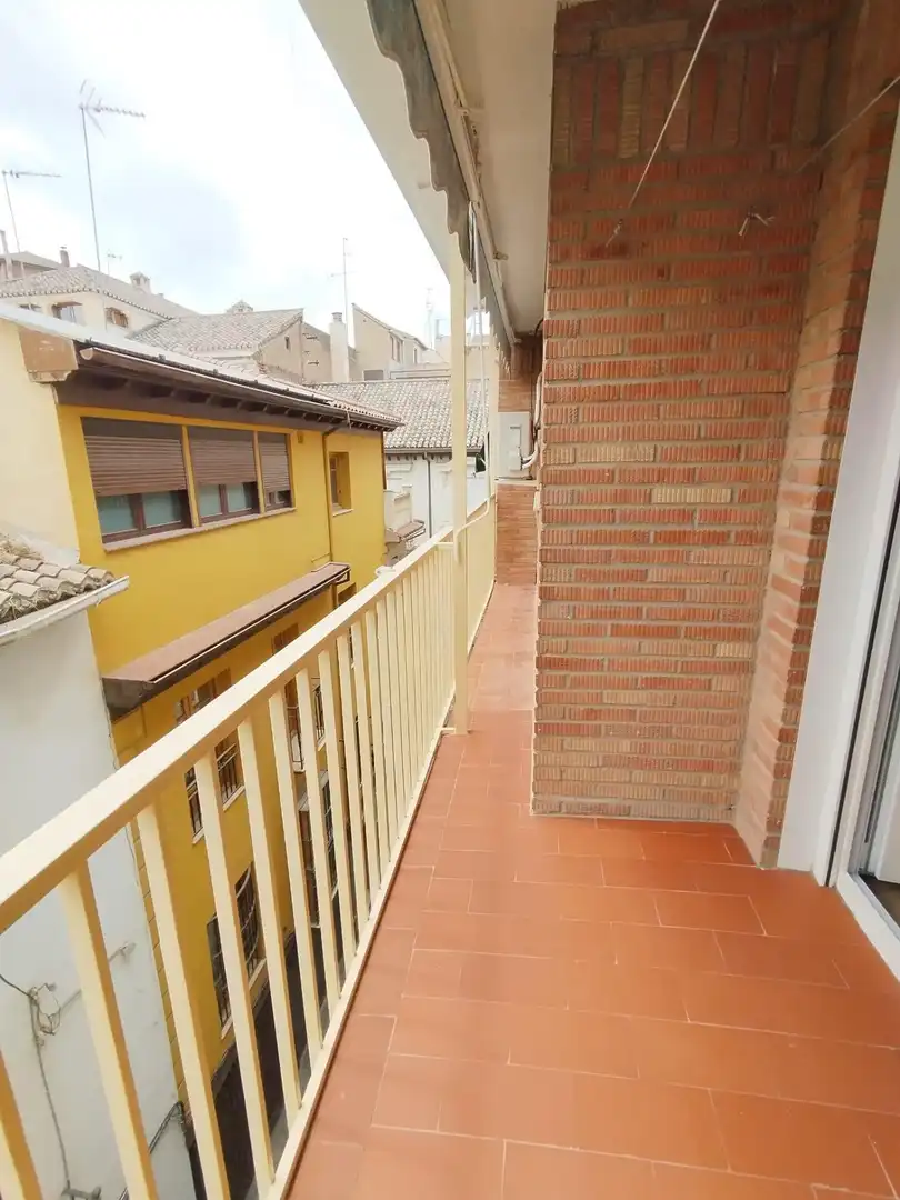 Balcony of Flat for rent in Granada  with Air Conditioner, Heating and Furnished