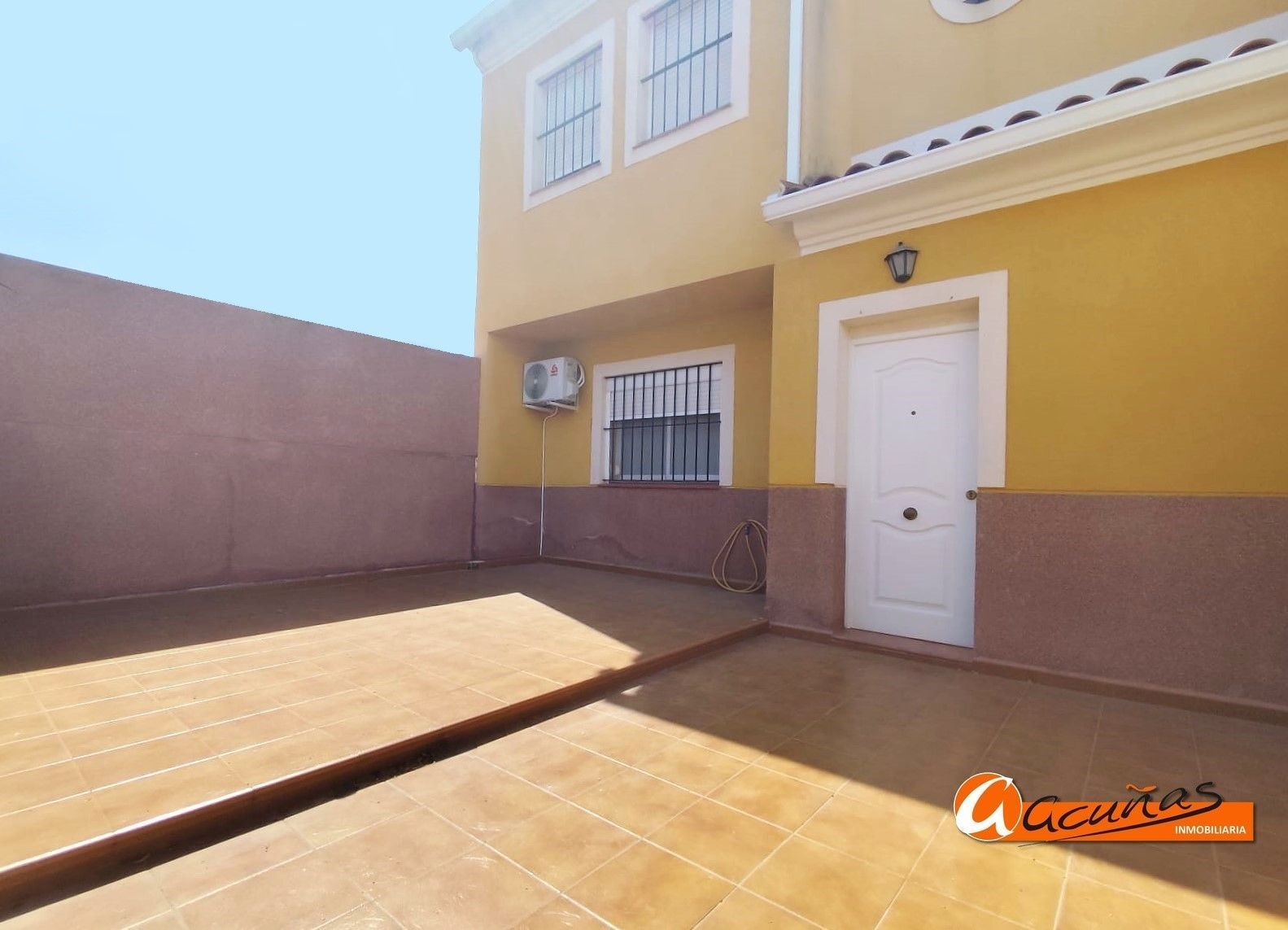 Terrassa de Casa adosada en venda en Alameda amb Terrassa i Piscina comunitària