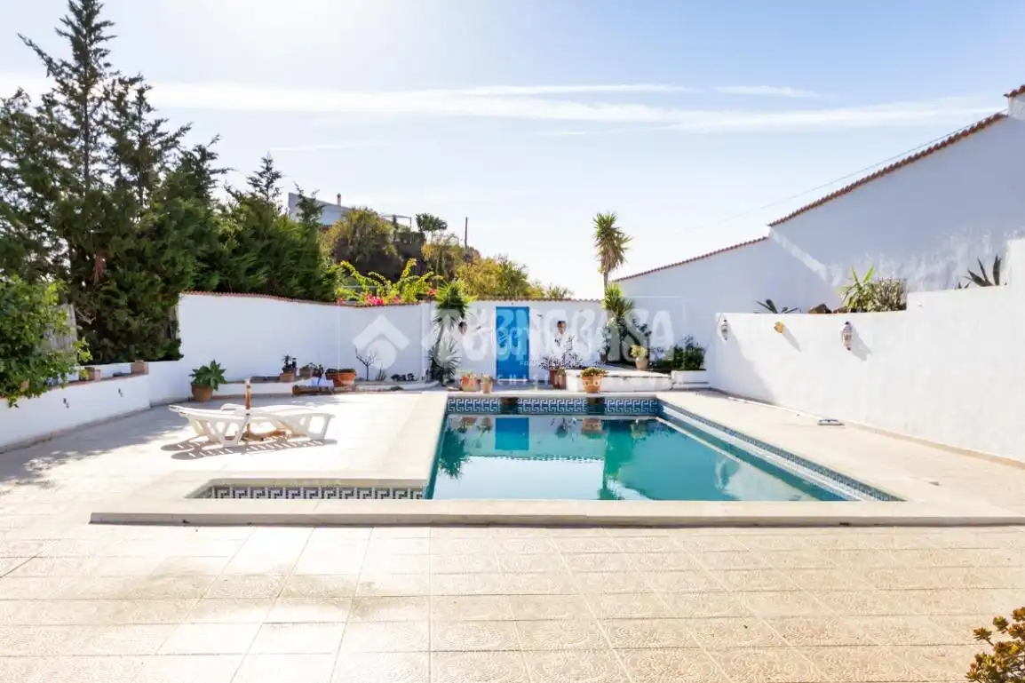 Swimming pool of Country homes for sale in Iznate, Málaga