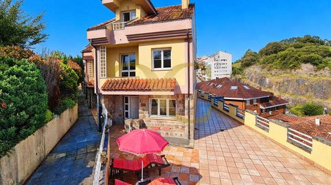 Foto 3 de Casa adosada en venta en Calle Maestro Valeriano Díaz Saraste, Ribadesella, Asturias