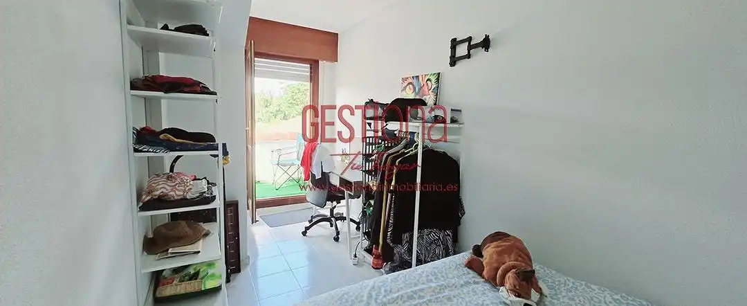 Habitación de Ático en venta en Noja con Terraza, Balcón y Piscina comunitaria