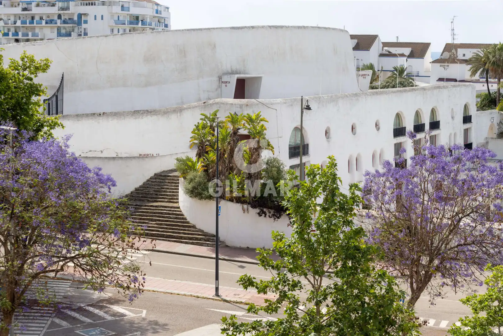 Vista exterior de Pis en venda en Estepona amb Calefacció, Traster i Piscina