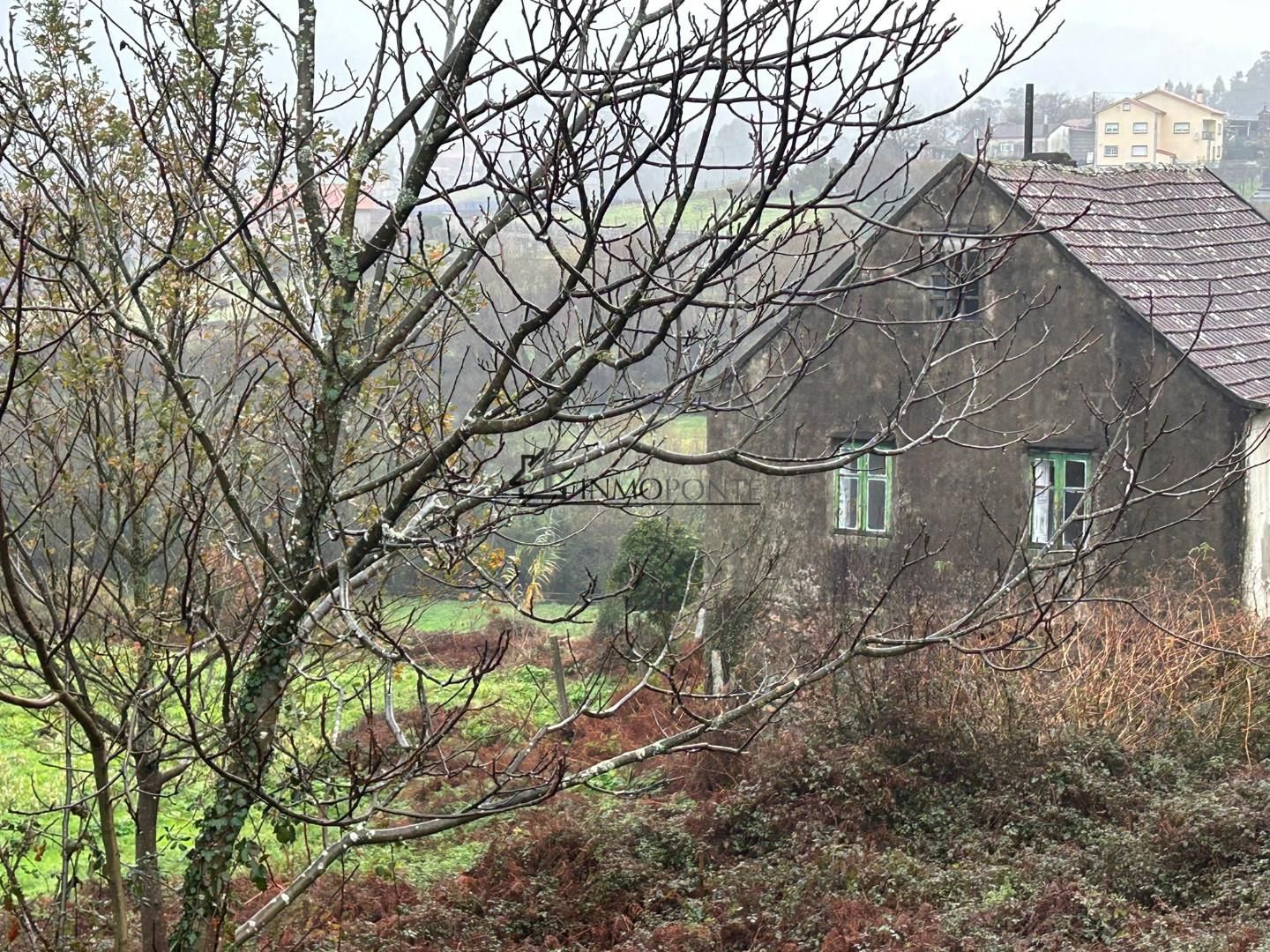 House or chalet for sale in Pontevedra Capital   with Private garden