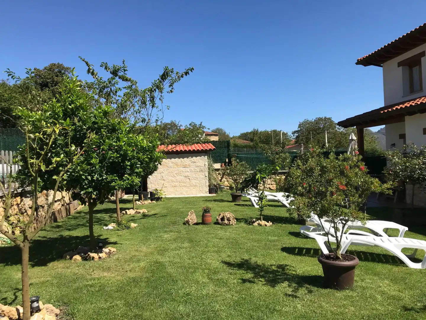 Jardín de Casa o chalet en venta en Parres con Jardín privado, Trastero y Piscina